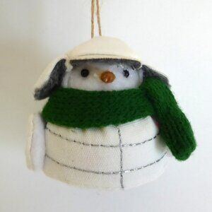 NEW 4” TARGET WONDERSHOP FEATHERLY FRIENDS BIRD WHITE JACKET SCARF ORNAMENT